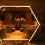 北海道札幌にあるすすきののニュークラブ「赤門倶楽部(あかもんくらぶ)」の店内写真1