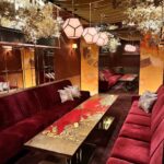 東京の新橋にあるキャバクラ「美人茶屋 （ビジンチャヤ）」の店内写真1
